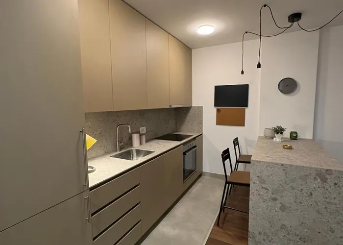 I&i Tesla Ii Appartement